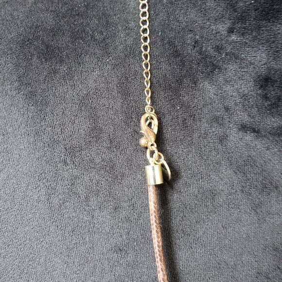 Womens Fashion Gold Tone Daisy Fuentes Link Chain Necklace with Lobster Clasp - Picture 6 of 7